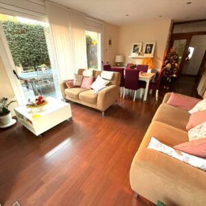 Casa pareada en venta en el centro de Premia de Mar